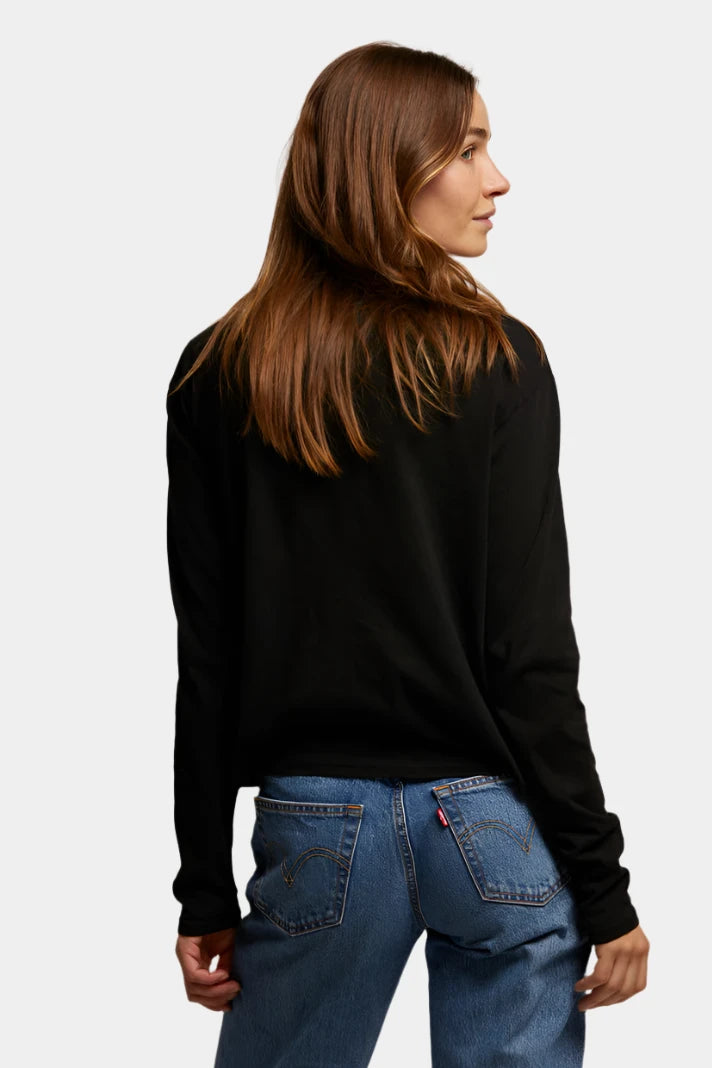 axel tee in true black