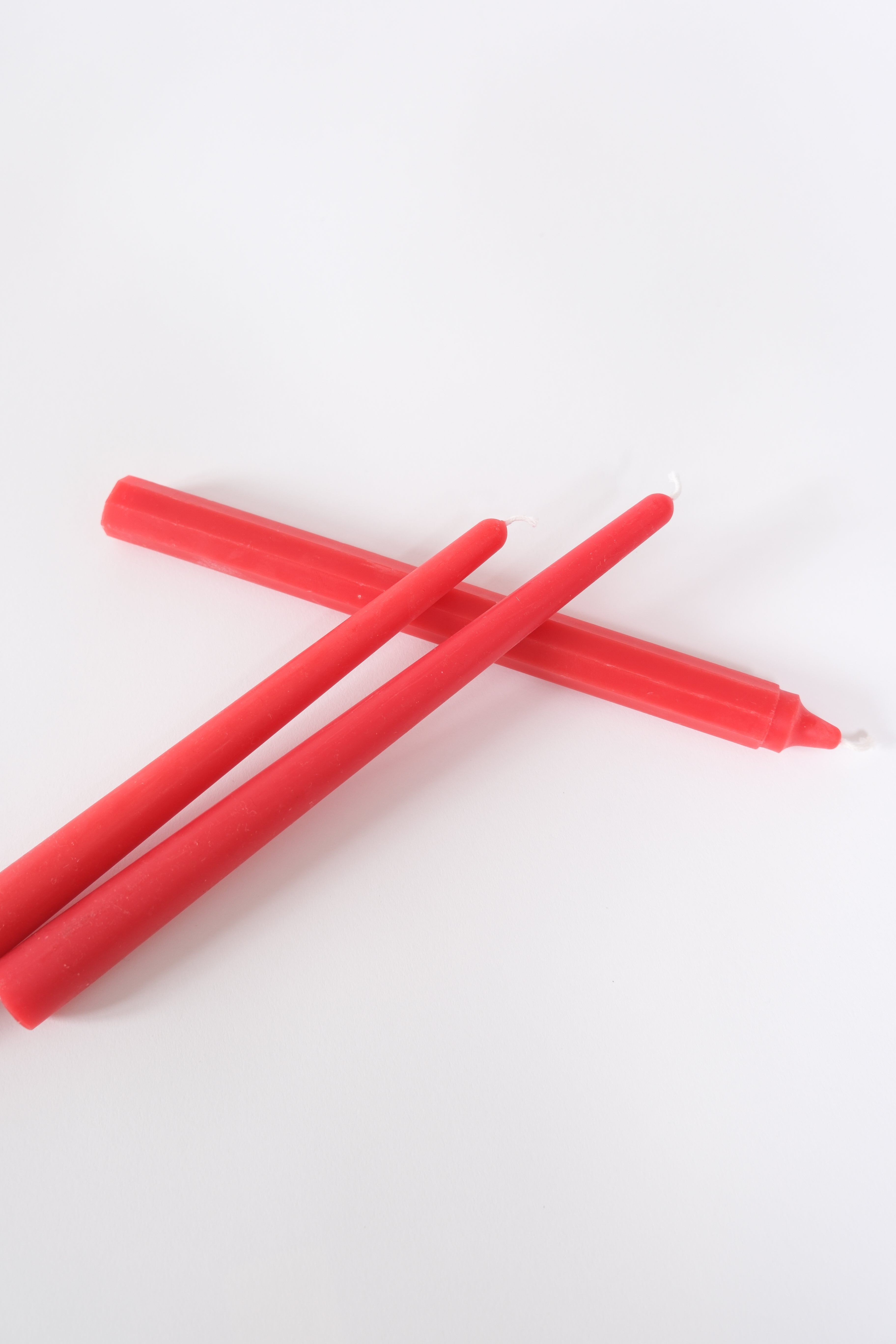 Dinner taper candle - Cinnamon red