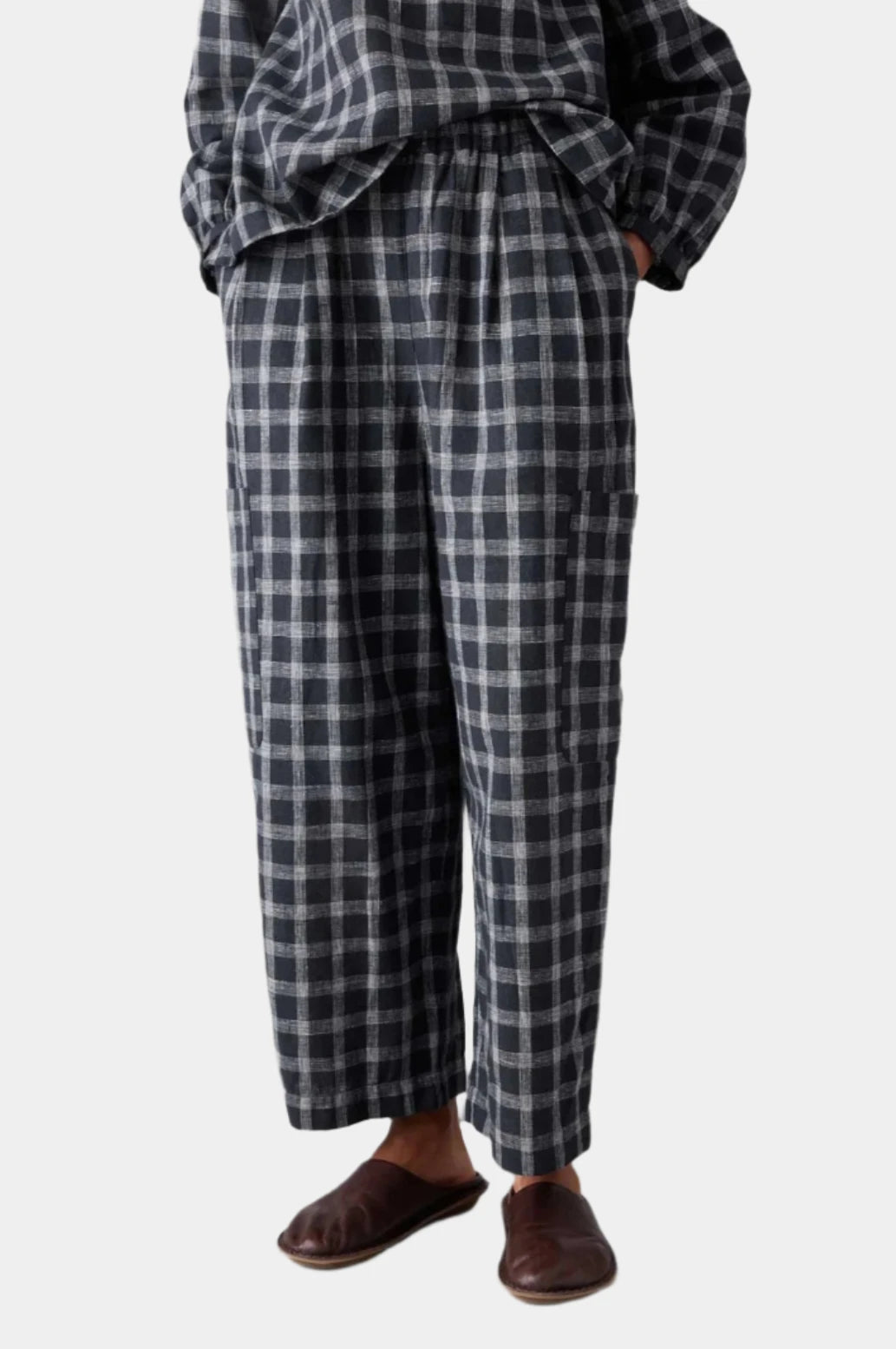 Check cotton linen patch pocket trousers