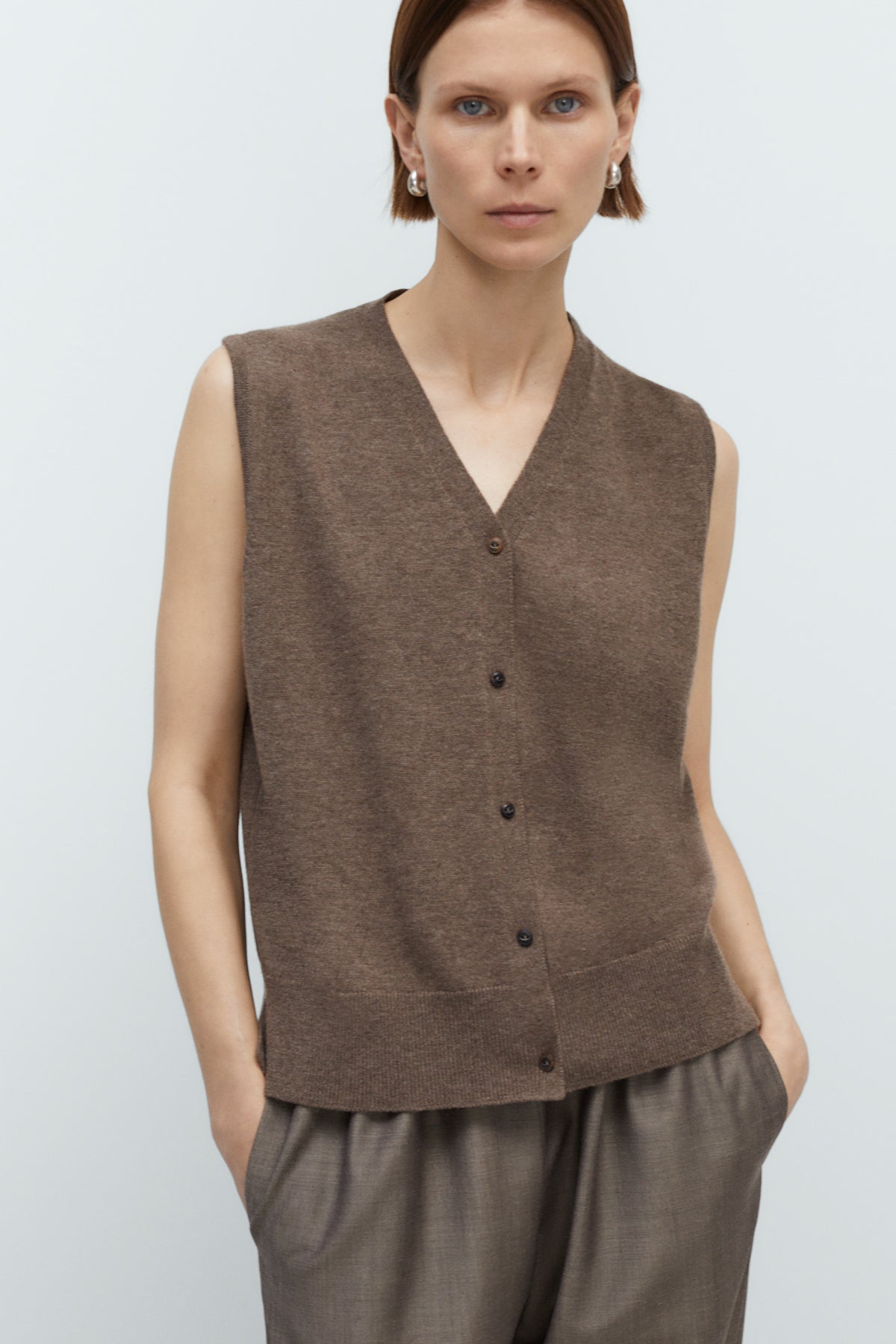 MERINO WOOL LACE WAISTCOAT - TAUPE