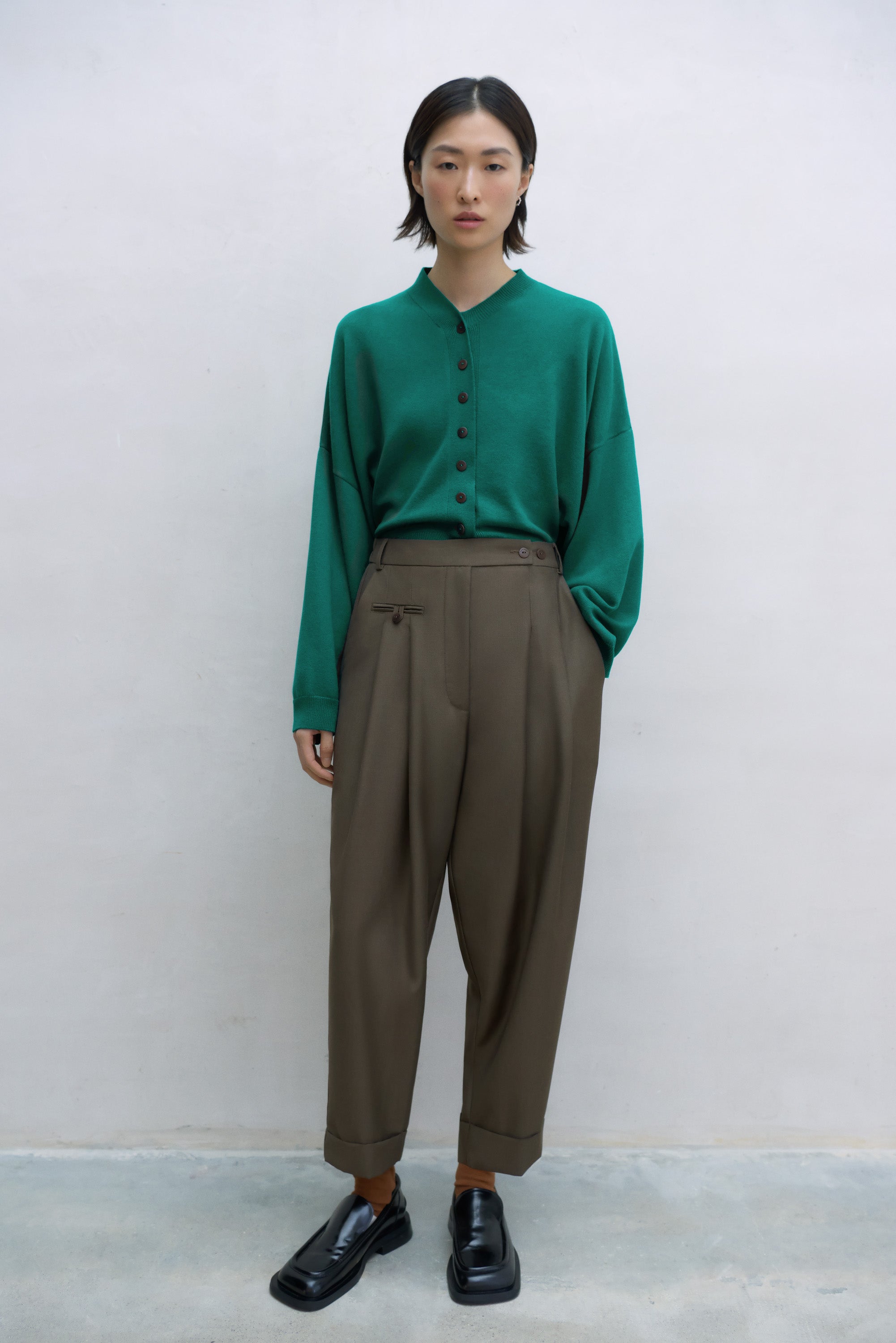 MOHAIR TAILORING CARROT PANTS TEAK