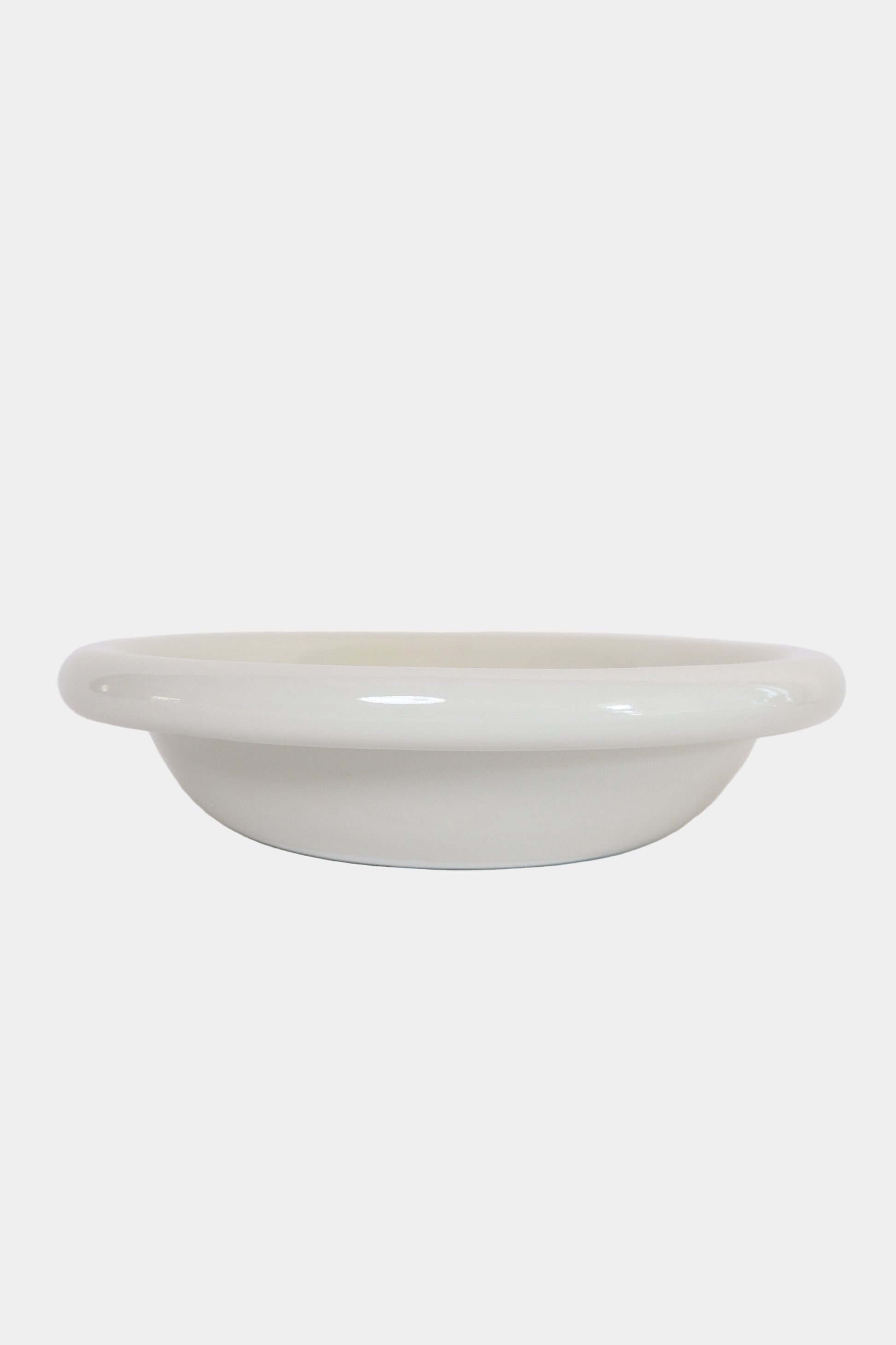 softedge marshmallow bowl on a white background