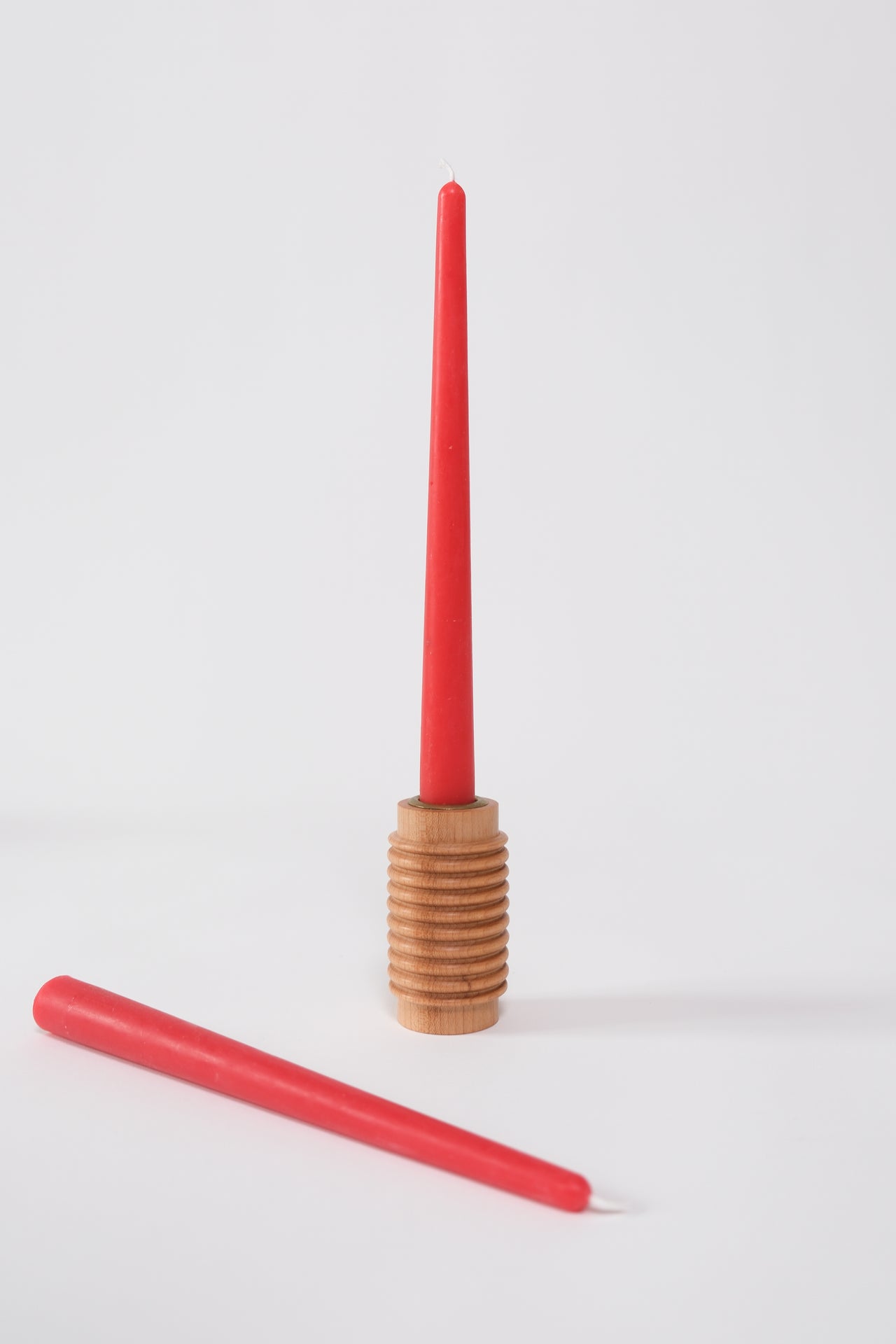 Dinner taper candle - Cinnamon red