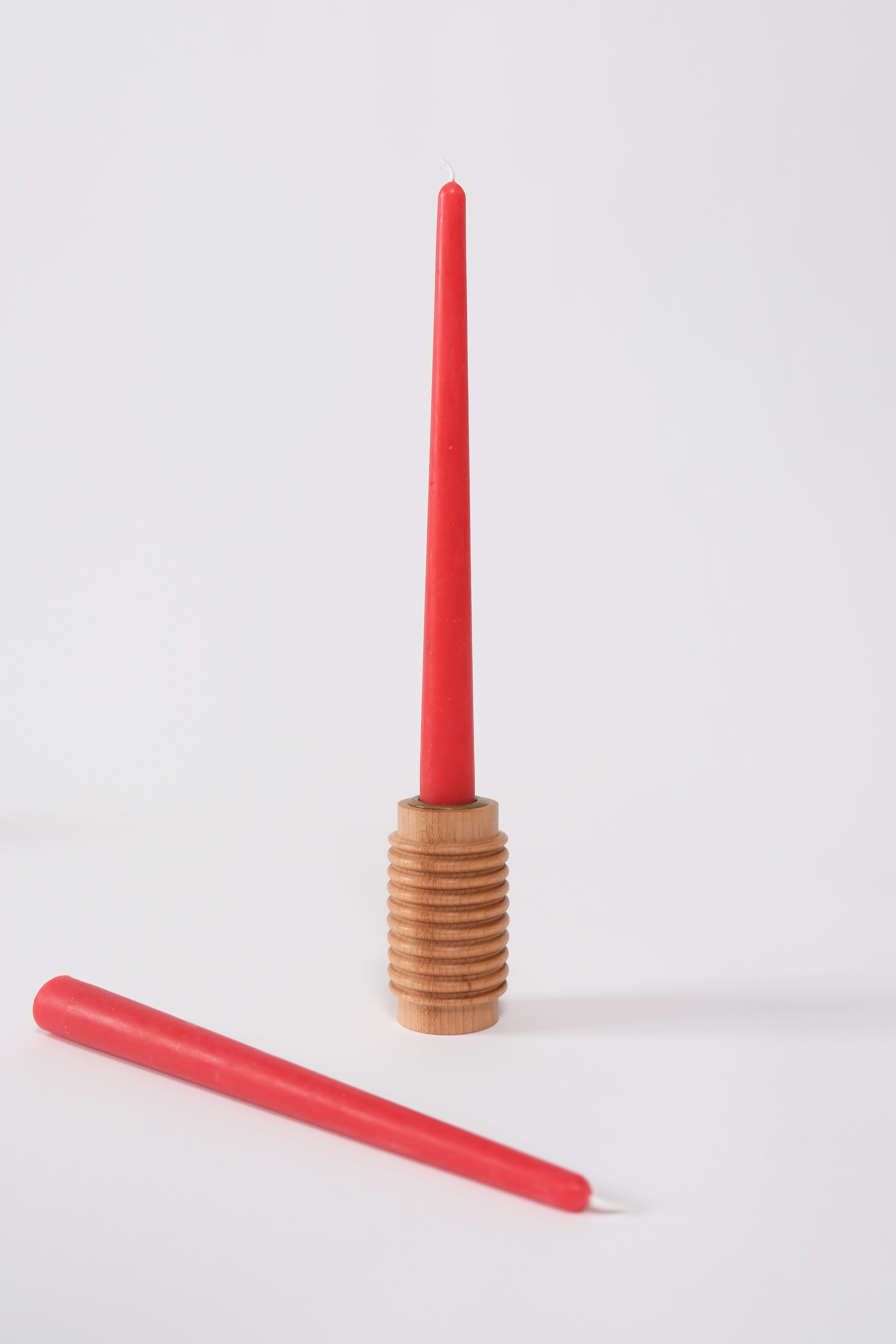 Dinner taper candle - Cinnamon red