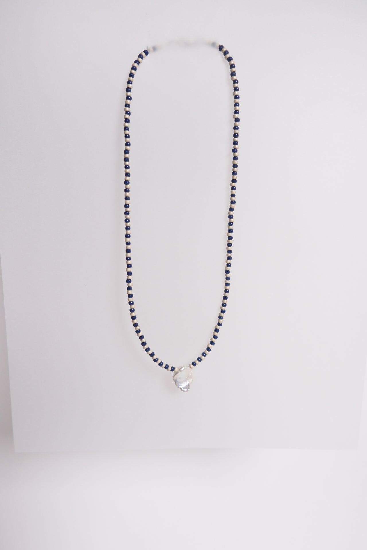No. 11 Necklace Navy/Sand