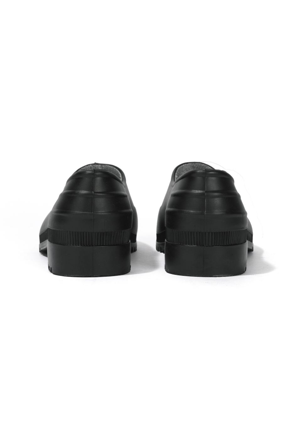Rear view of Plasticana Gardenia Noir full coverage rubber clogs