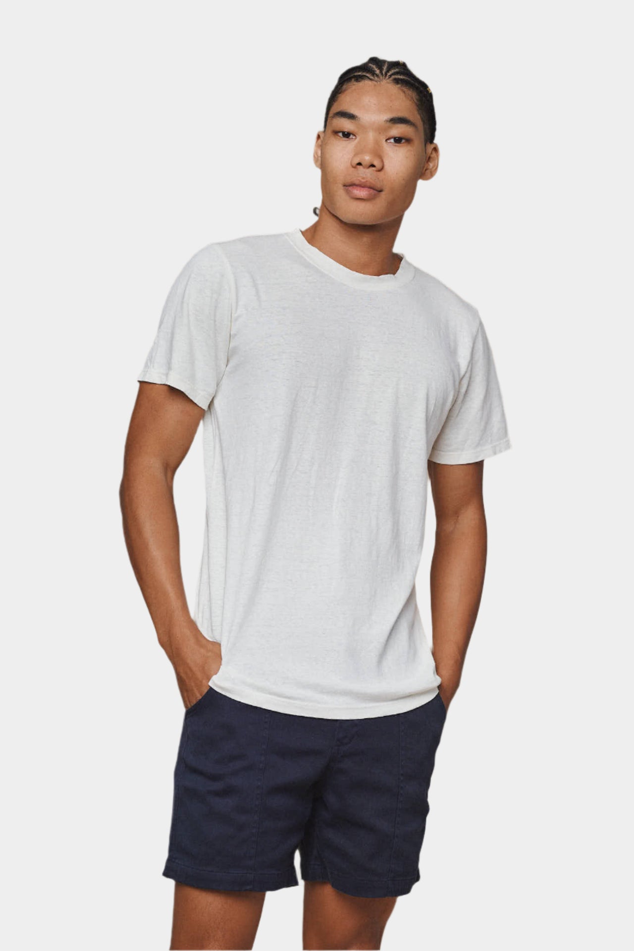 jung tee white
