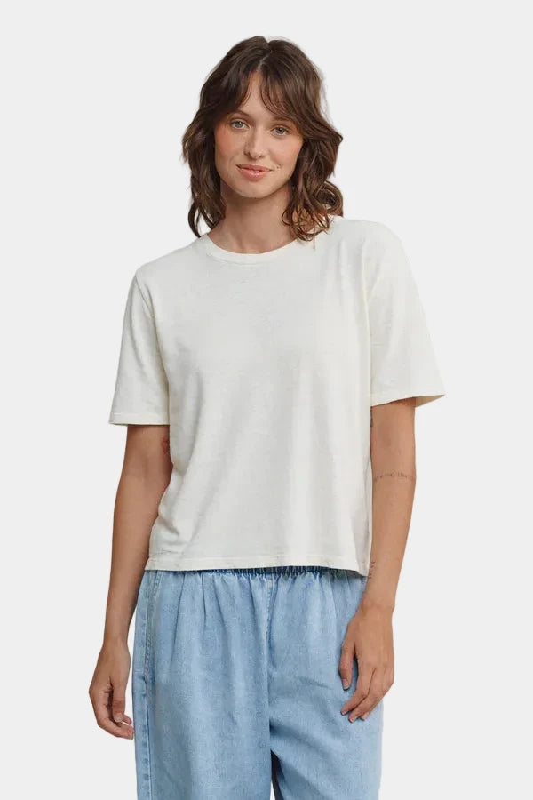 Model wearing Jungmaven Silverlake Cropped Hemp Tee in washed white boxy fit