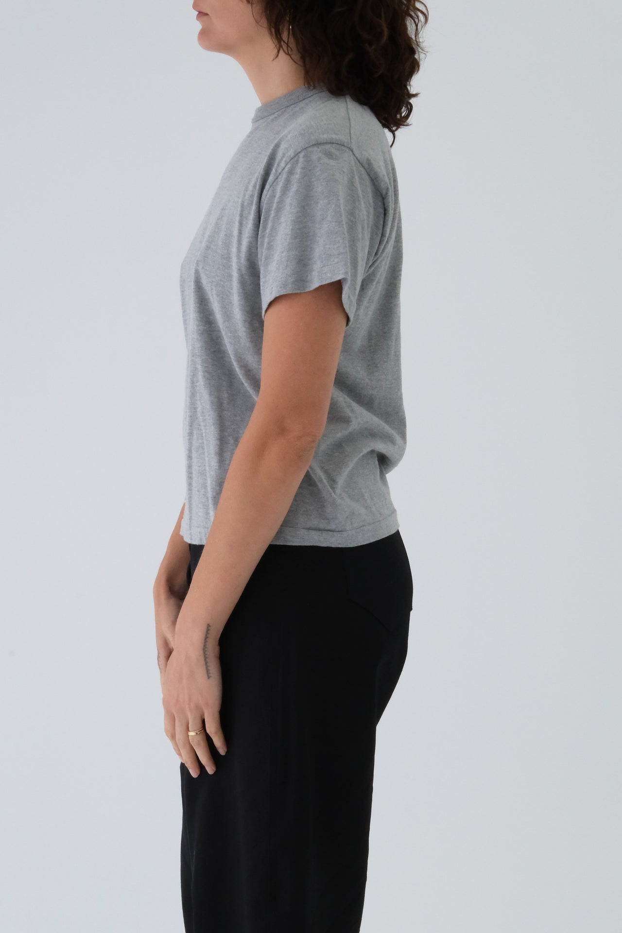 Na'maka'oh Tee- Hambledon Grey