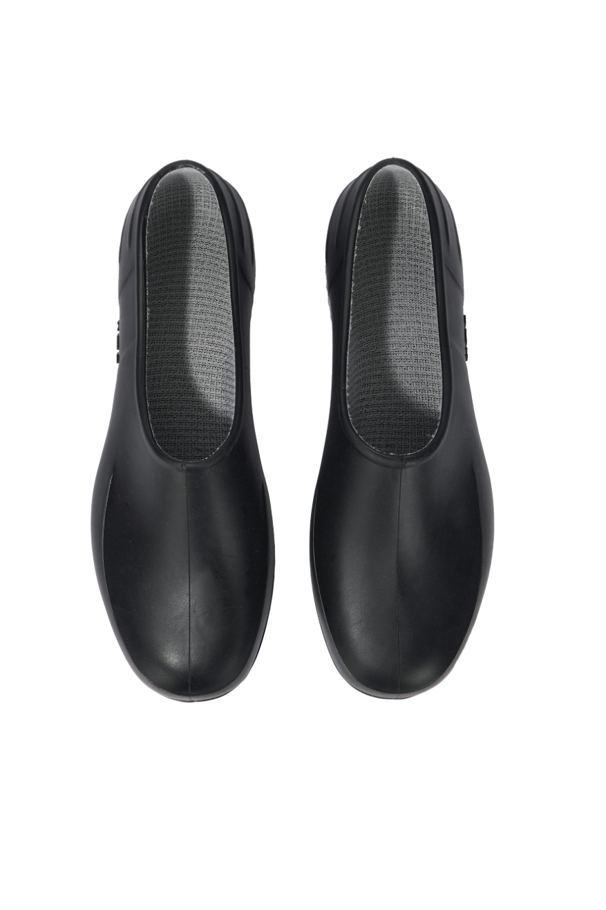 Top view of Plasticana Gardenia Noir full coverage rubber clogs - East Coast General
