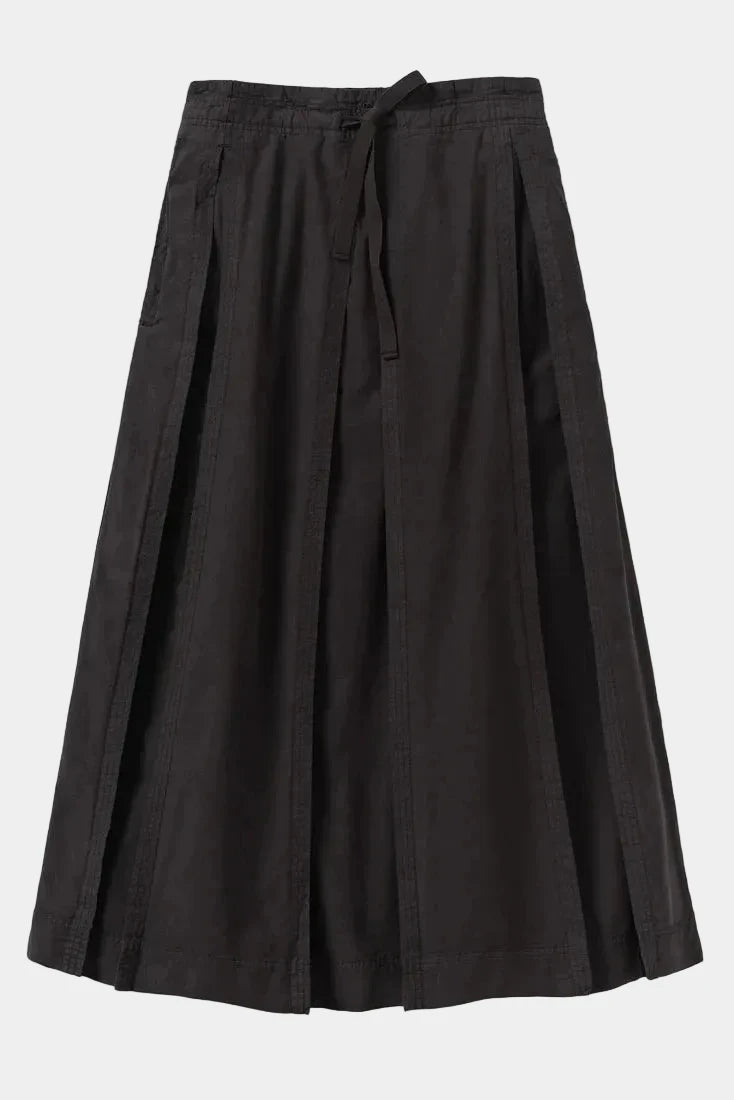 TOAST Cotton Linen Poplin Box Pleat Skirt in Slate grey - East Coast General