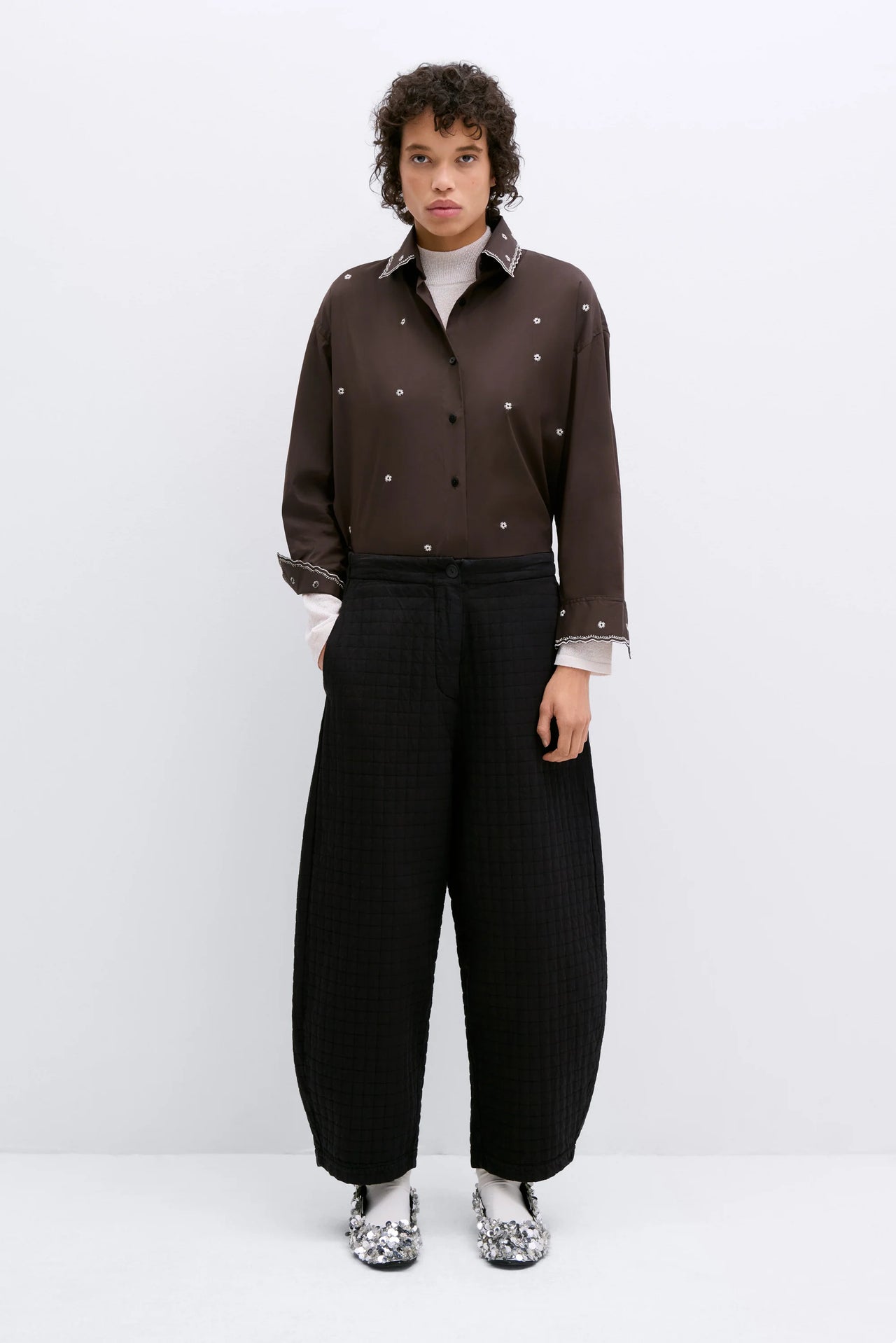 Padded curved pants black