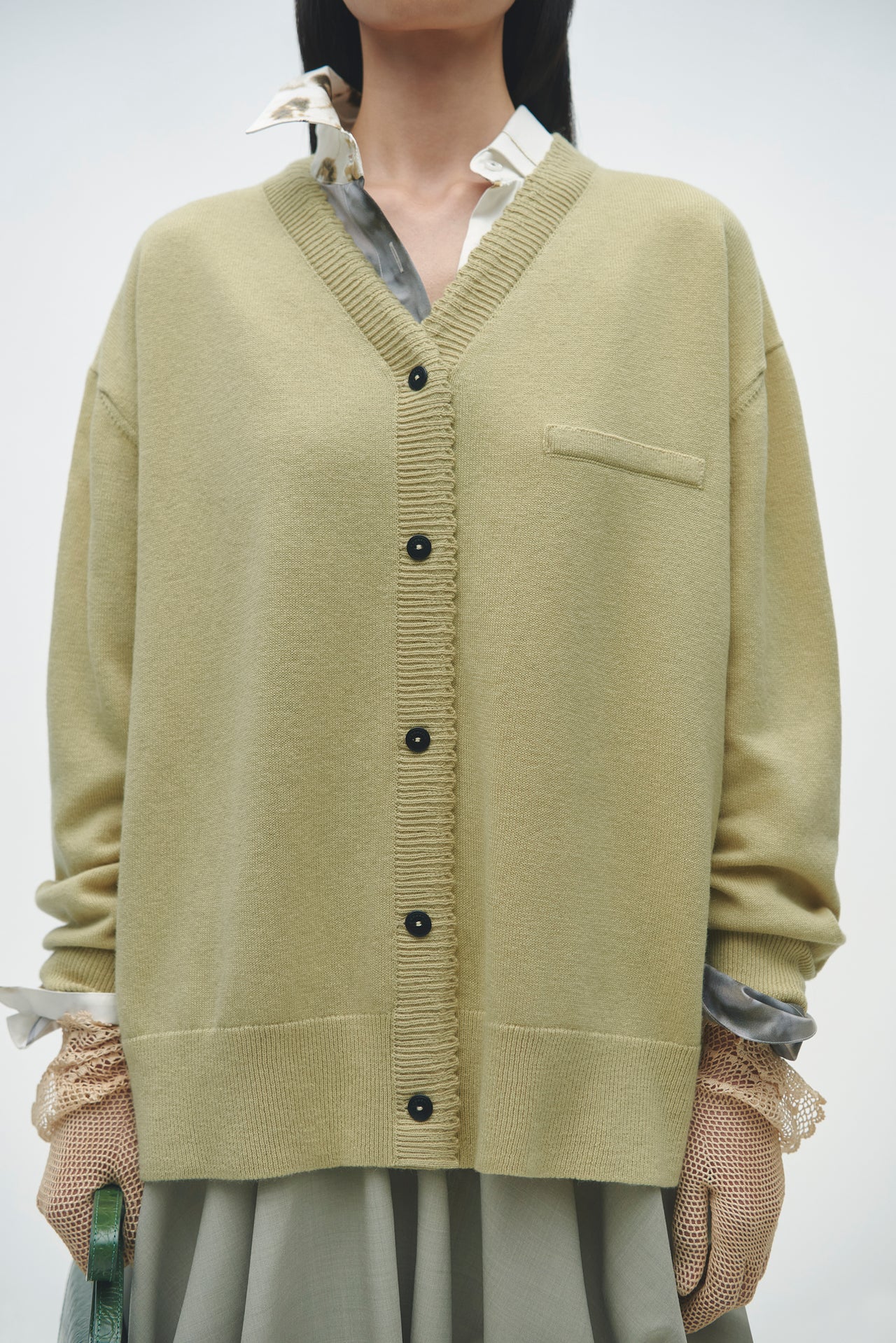 MERINO WOOL CLASSIC CARDIGAN BUTTER