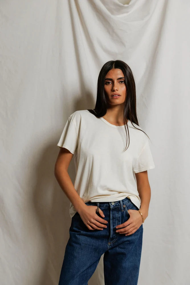Model wearing perfectwhitetee Harley Tee in Bright Ivory boxy cotton shirt front view