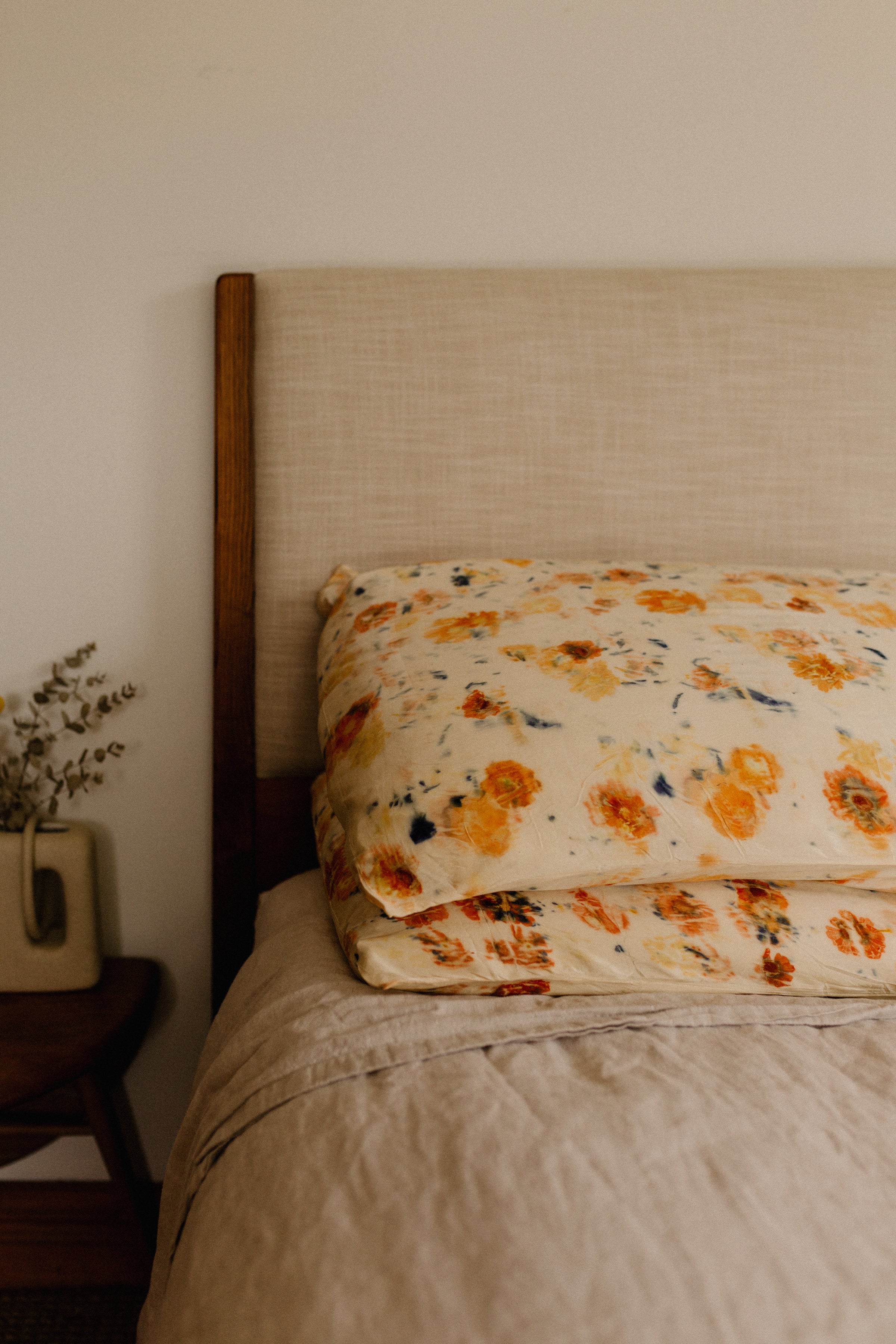 Floral silk outlet pillowcase