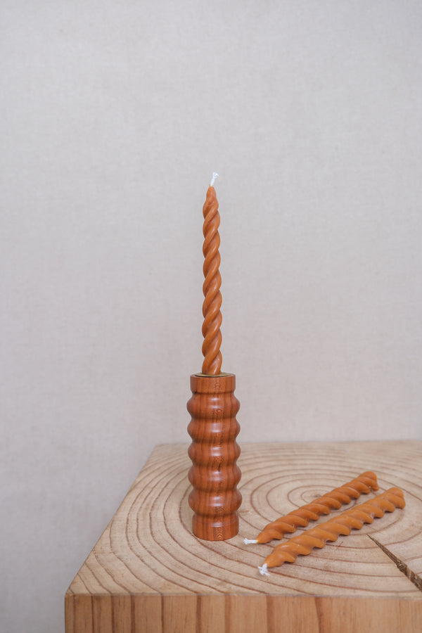 Spiral beeswax candles - Caramel - east coast general