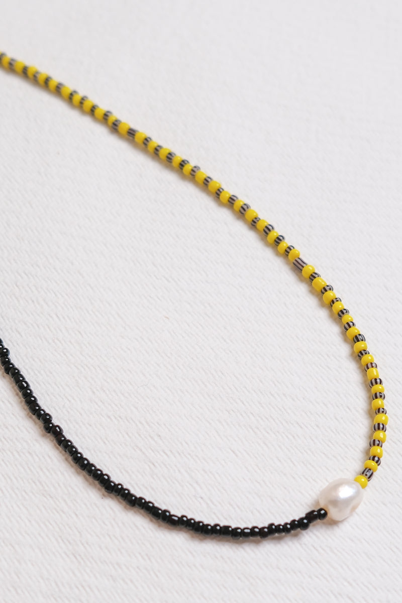 Bea Necklace - Black/yellow - east coast general